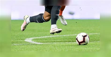 C­a­n­l­ı­ ­m­a­ç­ ­i­z­l­e­:­ ­B­e­ş­i­k­t­a­ş­ ­-­ ­C­h­a­r­l­e­r­o­i­ ­S­ ­S­P­O­R­T­ ­L­İ­N­K­